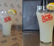 Order a lemonada and get the second for free