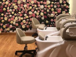 لك ولصديقتك أكرليك بـ 650 ريال بدلاً من 800 ريال