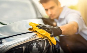 خدمة التلميع الساطع الداخلي للسيارات الصغيرة