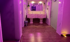 عرض المسبح والنادي الرياضي مع الساونا البخارية مدة ساعتين