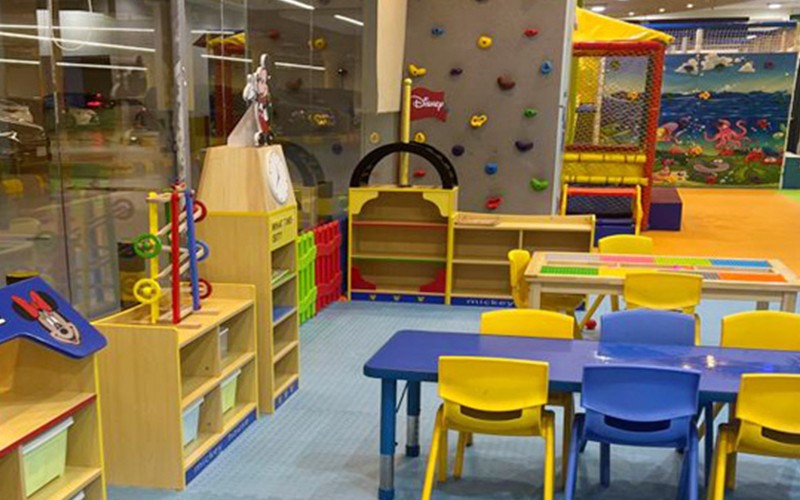 مركز لعبة وقلم