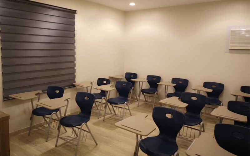 A 6-month data entry and word processing course for women only for 2100 riyals